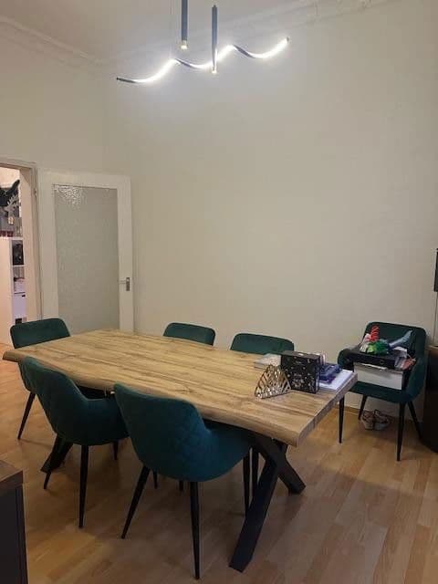 Prenájom bytu 4-izbový 126 m², Uhlemeyerstr. 15, Hannover, Dolné Sasko Prenájom bytu 4-izbový 126 m², Uhlemeyerstr. 15, Hannover, Dolné Sasko