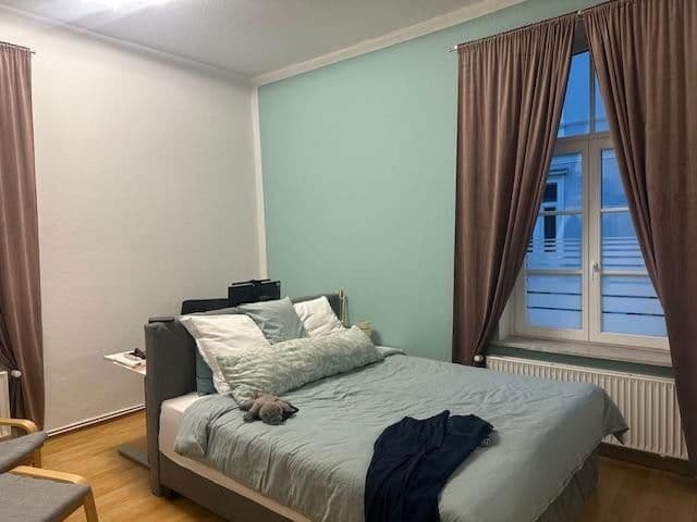 Prenájom bytu 4-izbový 126 m², Uhlemeyerstr. 15, Hannover, Dolné Sasko Prenájom bytu 4-izbový 126 m², Uhlemeyerstr. 15, Hannover, Dolné Sasko