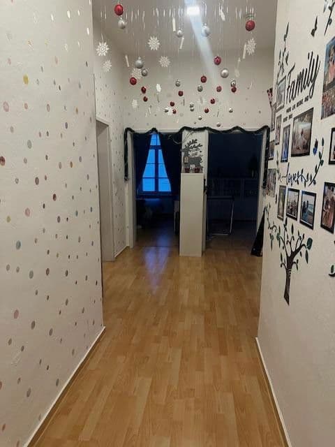 Prenájom bytu 4-izbový 126 m², Uhlemeyerstr. 15, Hannover, Dolné Sasko Prenájom bytu 4-izbový 126 m², Uhlemeyerstr. 15, Hannover, Dolné Sasko