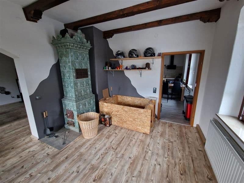 Prenájom bytu 4-izbový 97 m², Selb, Bavorsko Prenájom bytu 4-izbový 97 m², Selb, Bavorsko