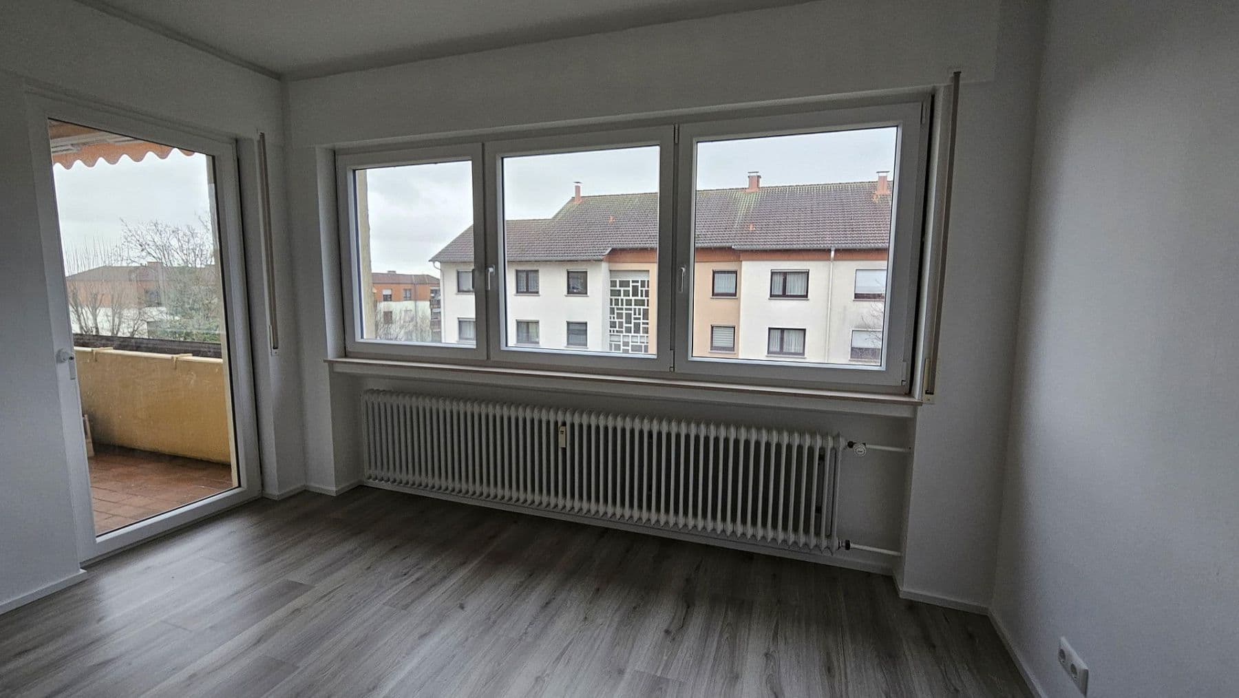 Prenájom bytu 2-izbový 67 m², Berliner Straße 64, Steinbach (Taunus), Hesensko Prenájom bytu 2-izbový 67 m², Berliner Straße 64, Steinbach (Taunus), Hesensko