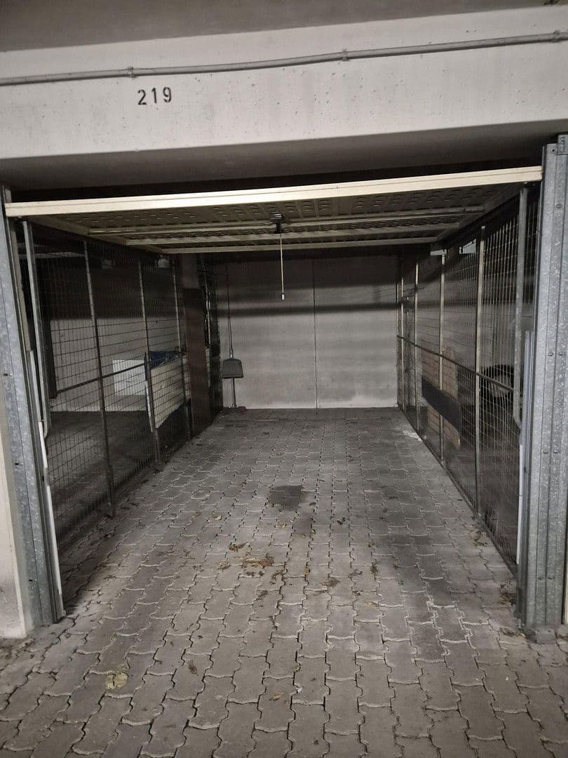 Prenájom bytu 2-izbový 67 m², Berliner Straße 64, Steinbach (Taunus), Hesensko Prenájom bytu 2-izbový 67 m², Berliner Straße 64, Steinbach (Taunus), Hesensko