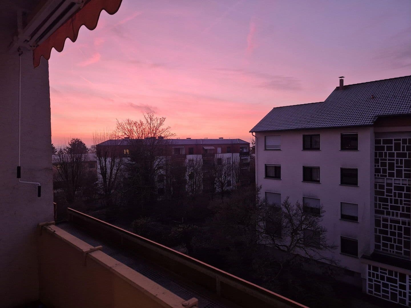 Prenájom bytu 2-izbový 67 m², Berliner Straße 64, Steinbach (Taunus), Hesensko Prenájom bytu 2-izbový 67 m², Berliner Straße 64, Steinbach (Taunus), Hesensko