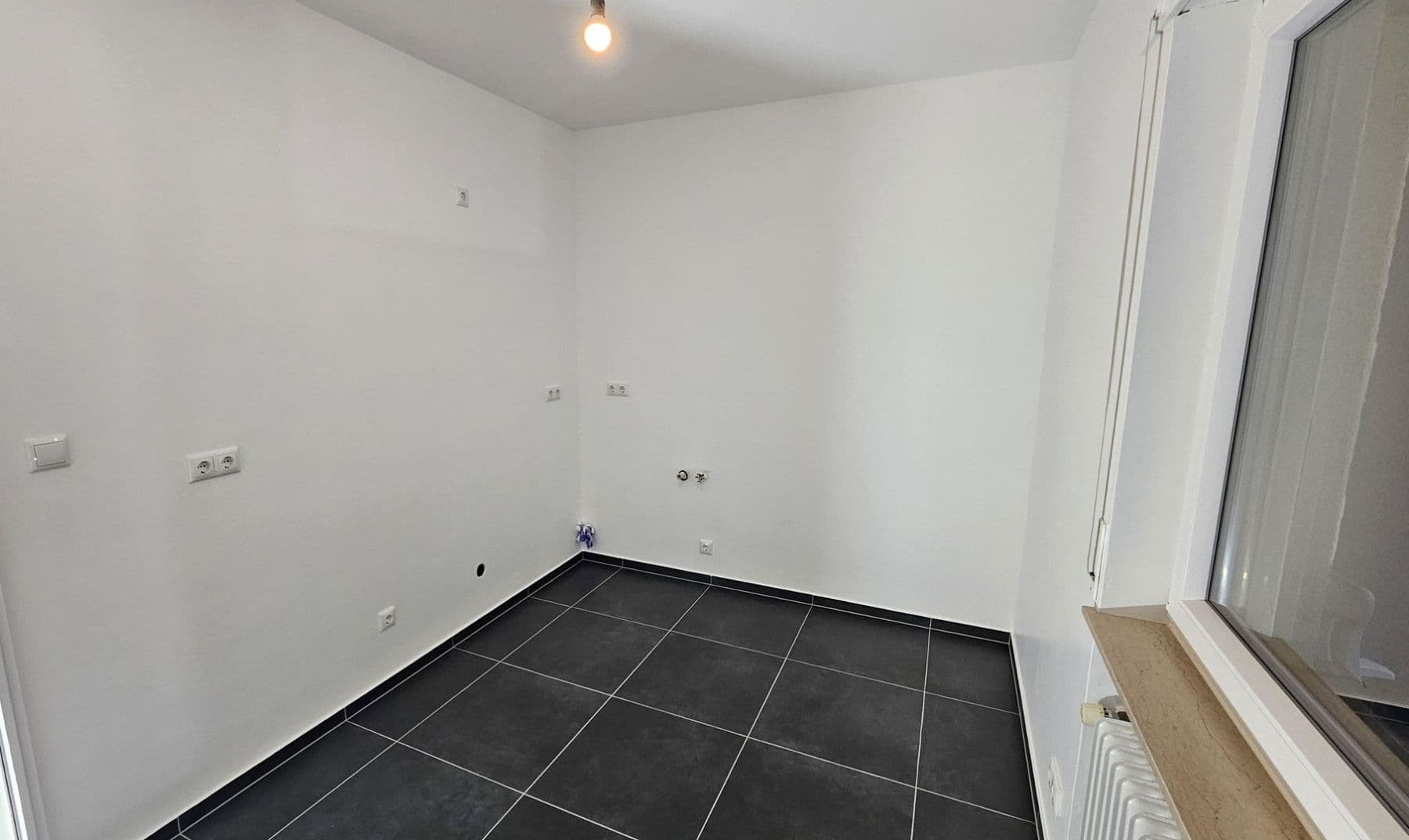 Prenájom bytu 2-izbový 67 m², Berliner Straße 64, Steinbach (Taunus), Hesensko Prenájom bytu 2-izbový 67 m², Berliner Straße 64, Steinbach (Taunus), Hesensko