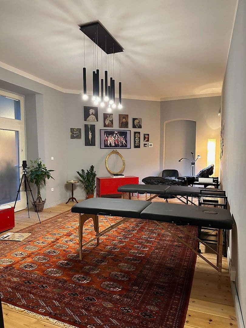 Prenájom nebytového priestoru 115 m², berlin, Berlín Prenájom nebytového priestoru 115 m², berlin, Berlín