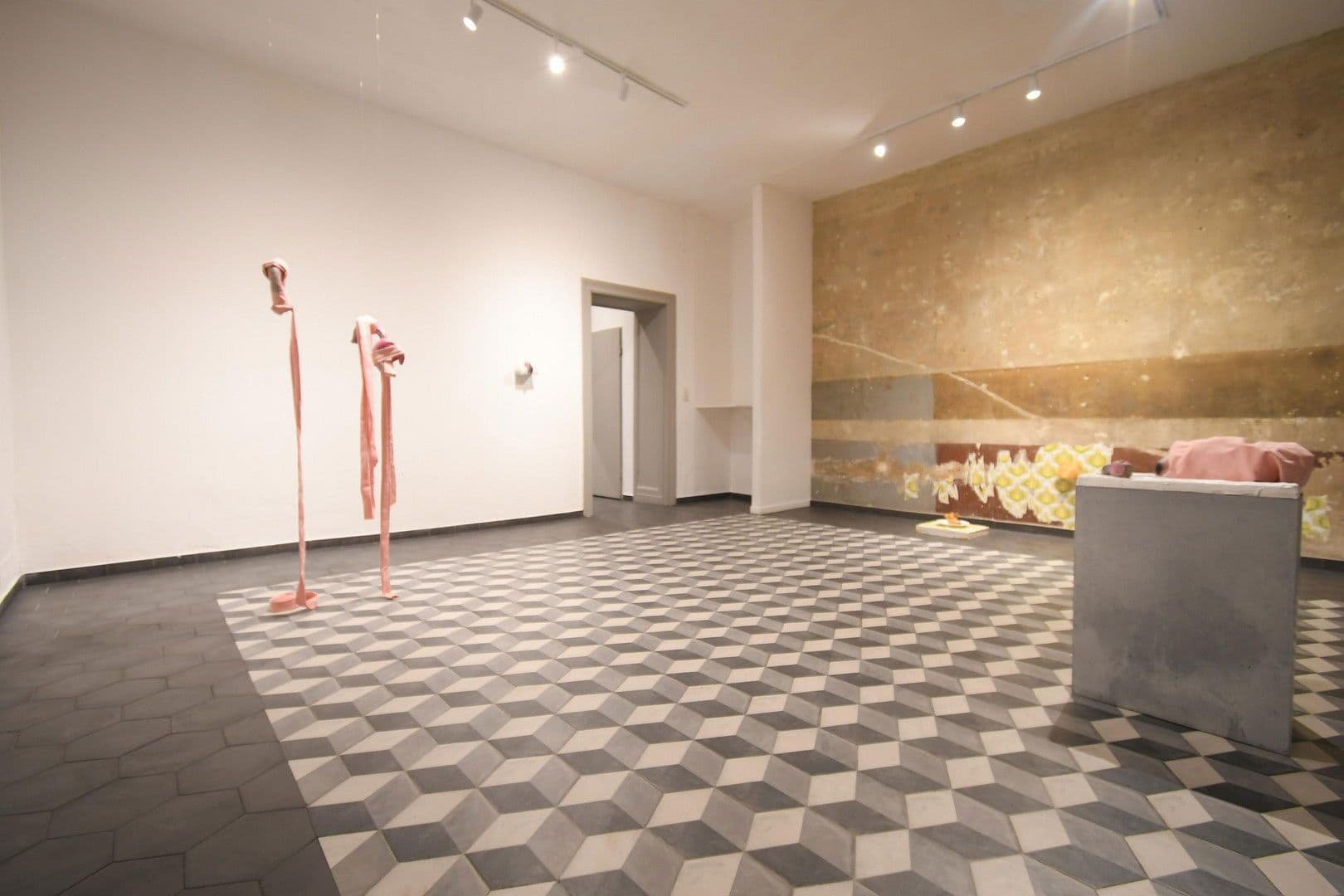 Prenájom nebytového priestoru 115 m², berlin, Berlín Prenájom nebytového priestoru 115 m², berlin, Berlín