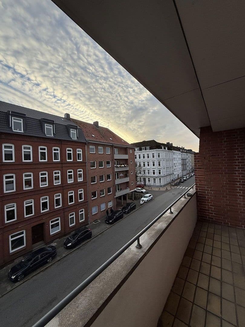 Prenájom bytu 2-izbový 60 m², Waitzstraße 30, Kiel, Šlezvicko-Holštajnsko Prenájom bytu 2-izbový 60 m², Waitzstraße 30, Kiel, Šlezvicko-Holštajnsko