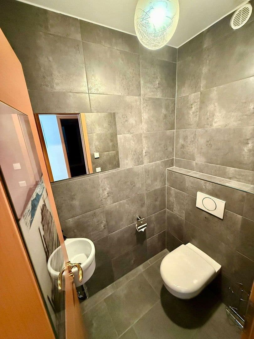 Predaj bytu 3-izbový 82 m², Burglengenfeld, Bavorsko Predaj bytu 3-izbový 82 m², Burglengenfeld, Bavorsko