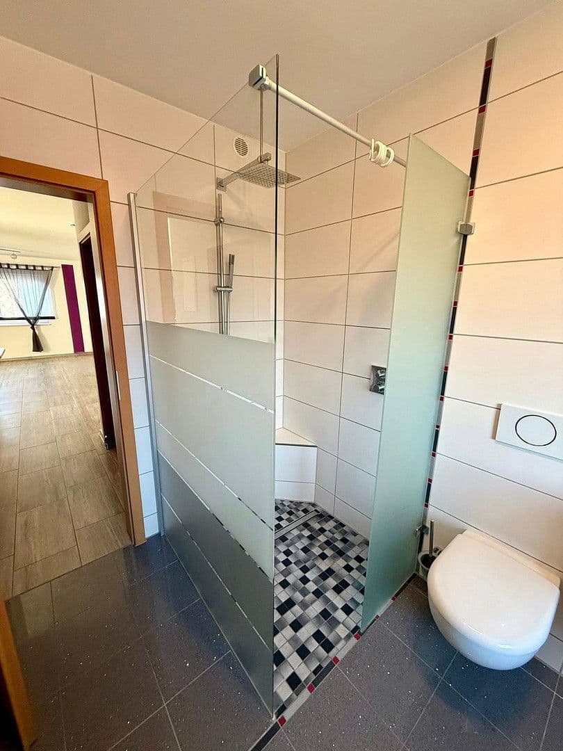 Predaj bytu 3-izbový 82 m², Burglengenfeld, Bavorsko Predaj bytu 3-izbový 82 m², Burglengenfeld, Bavorsko
