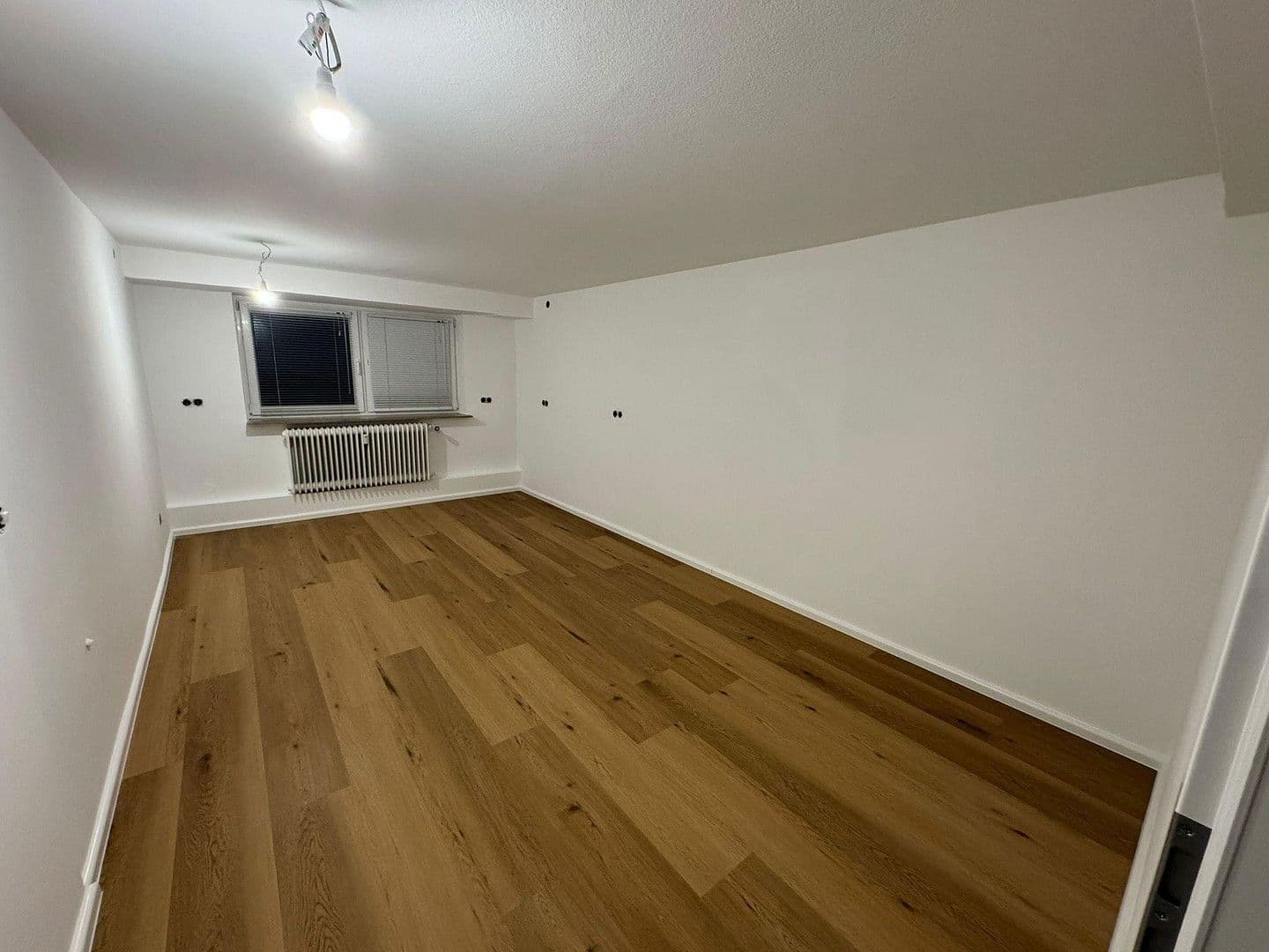 Prenájom bytu 3-izbový 101 m², Polcher Straße 25, Mayen, Porýnie-Falcko Prenájom bytu 3-izbový 101 m², Polcher Straße 25, Mayen, Porýnie-Falcko