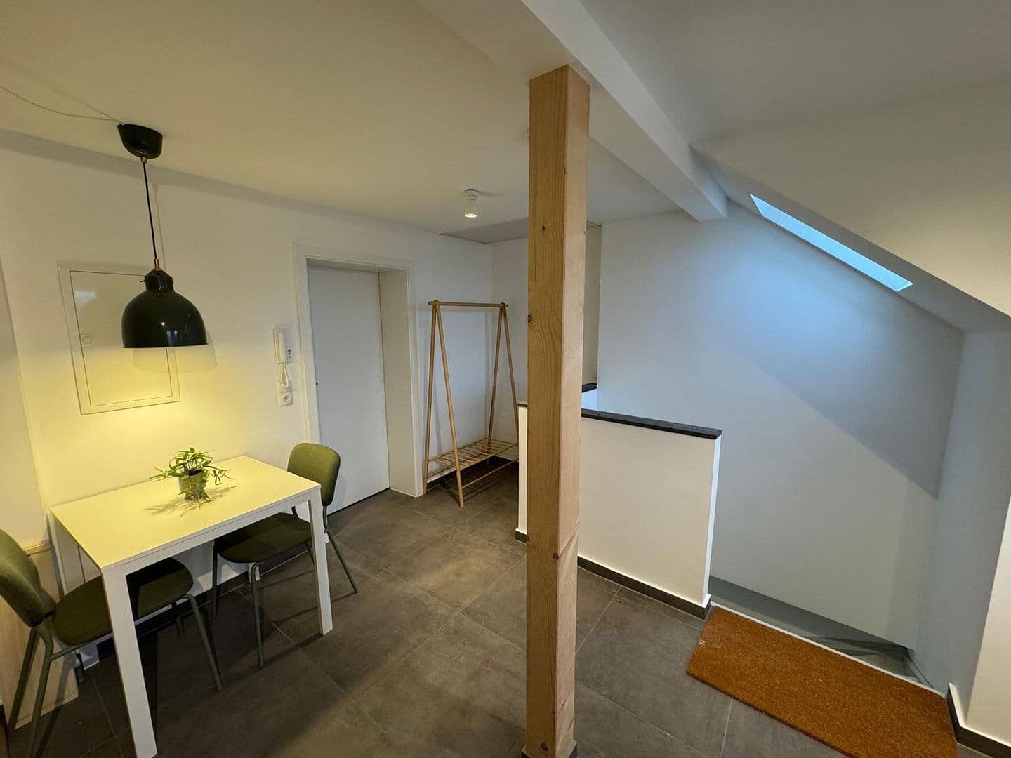 Prenájom bytu 1-izbový 50 m², Burgfrieden 20, Mayen, Porýnie-Falcko Prenájom bytu 1-izbový 50 m², Burgfrieden 20, Mayen, Porýnie-Falcko