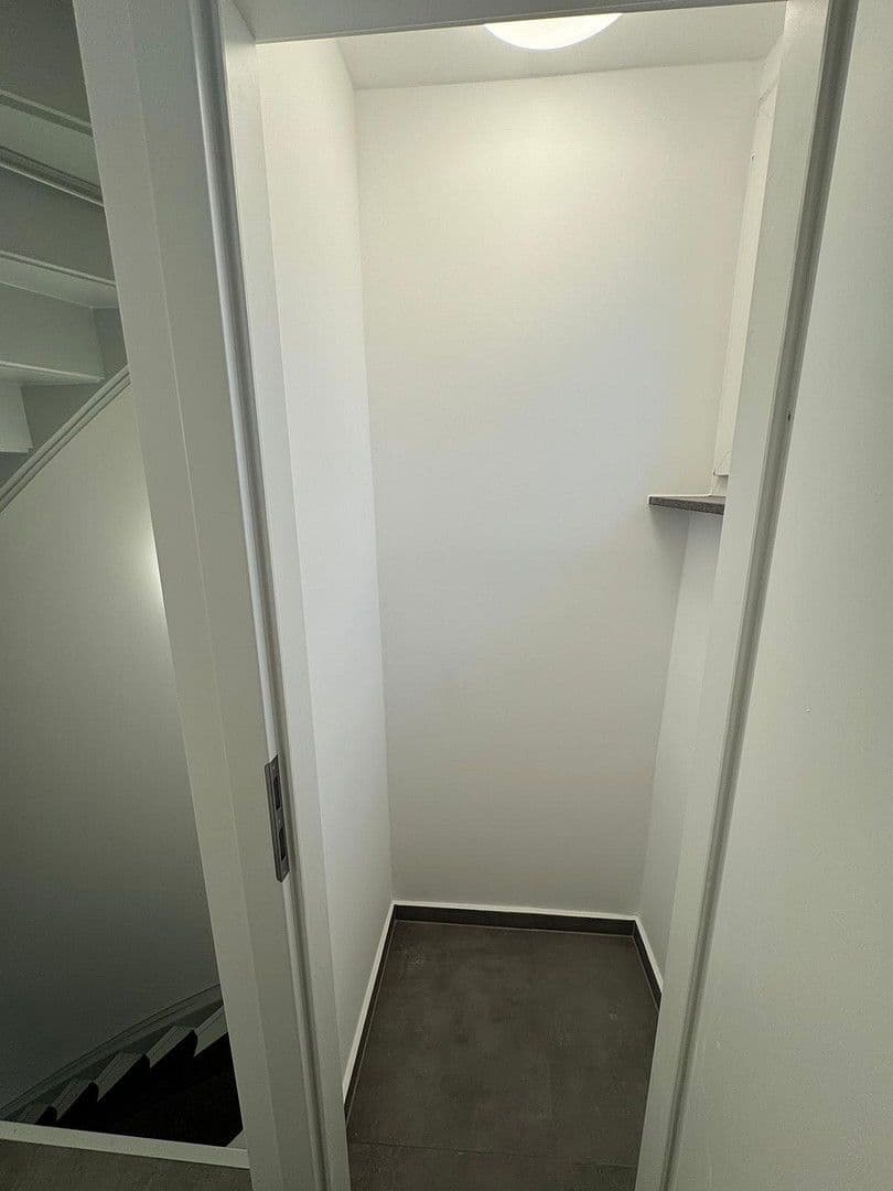 Prenájom bytu 1-izbový 55 m², Burgfrieden 20, Mayen, Porýnie-Falcko Prenájom bytu 1-izbový 55 m², Burgfrieden 20, Mayen, Porýnie-Falcko