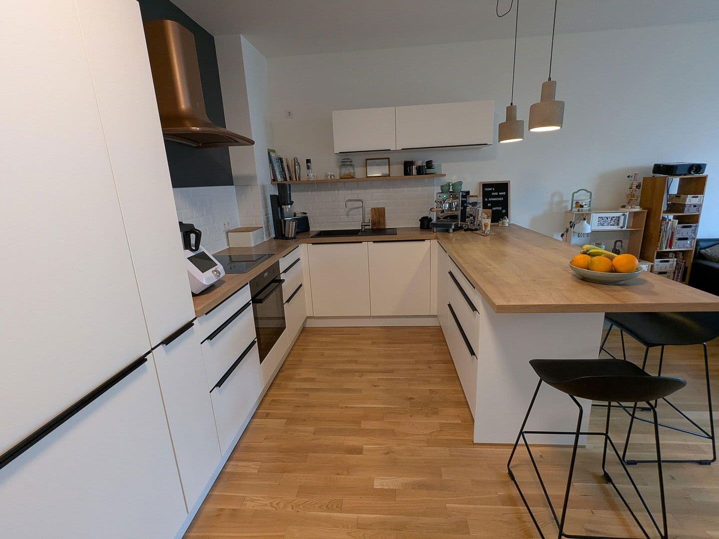 Predaj bytu 4-izbový 108 m², Odinstraße 23, Berlin, Berlín Predaj bytu 4-izbový 108 m², Odinstraße 23, Berlin, Berlín