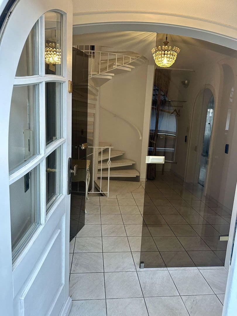 Predaj domu 190 m², pozemek 730 m², Langenfeld (Rheinland), Severné Porýnie - Westfálsko Predaj domu 190 m², pozemek 730 m², Langenfeld (Rheinland), Severné Porýnie - Westfálsko