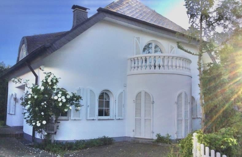 Predaj domu 190 m², pozemek 730 m², Langenfeld (Rheinland), Severné Porýnie - Westfálsko Predaj domu 190 m², pozemek 730 m², Langenfeld (Rheinland), Severné Porýnie - Westfálsko