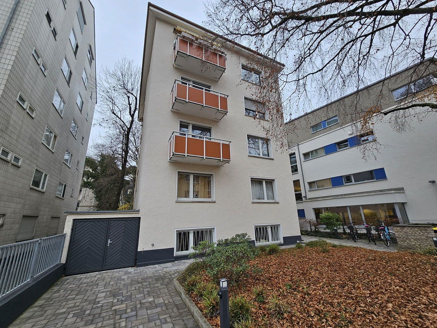 Prenájom bytu 2-izbový 49 m², Frankfurt am Main, Hesensko Prenájom bytu 2-izbový 49 m², Frankfurt am Main, Hesensko