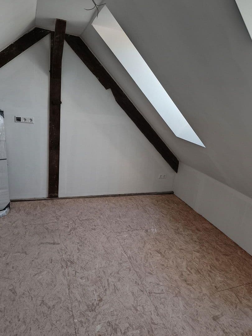 Predaj domu 330 m², pozemek 327 m², Leipzigerstraße 50, Doberlug-Kirchhain, Brandenbursko Predaj domu 330 m², pozemek 327 m², Leipzigerstraße 50, Doberlug-Kirchhain, Brandenbursko