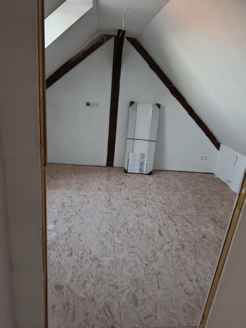 Predaj domu 330 m², pozemek 327 m², Leipzigerstraße 50, Doberlug-Kirchhain, Brandenbursko Predaj domu 330 m², pozemek 327 m², Leipzigerstraße 50, Doberlug-Kirchhain, Brandenbursko