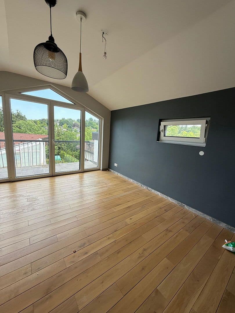 Predaj domu 253 m², pozemek 550 m², Karlsruhe, Bádensko-Wurttembersko Predaj domu 253 m², pozemek 550 m², Karlsruhe, Bádensko-Wurttembersko