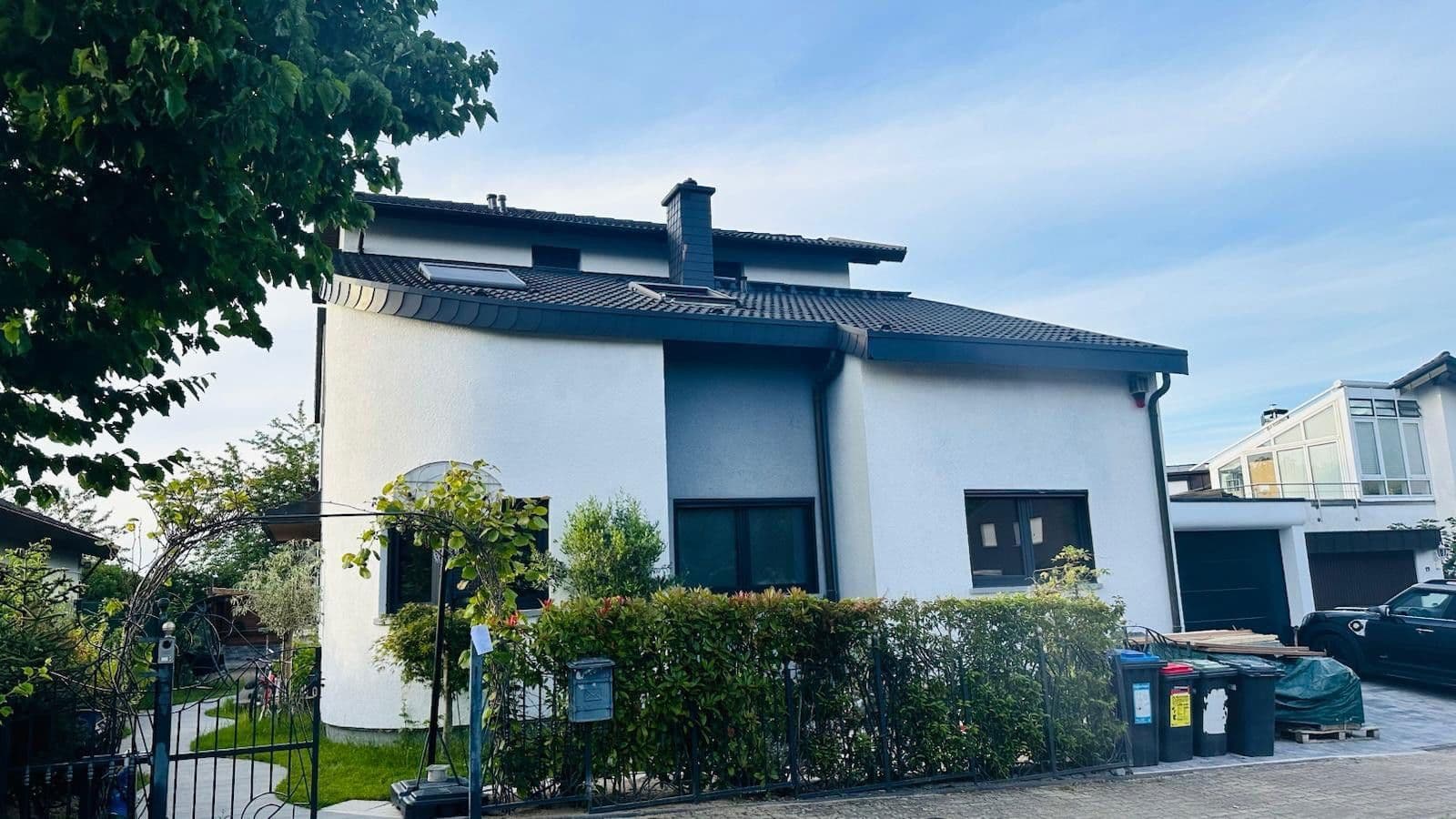 Predaj domu 253 m², pozemek 550 m², Karlsruhe, Bádensko-Wurttembersko Predaj domu 253 m², pozemek 550 m², Karlsruhe, Bádensko-Wurttembersko