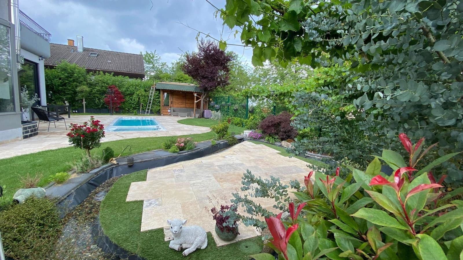 Predaj domu 253 m², pozemek 550 m², Karlsruhe, Bádensko-Wurttembersko Predaj domu 253 m², pozemek 550 m², Karlsruhe, Bádensko-Wurttembersko