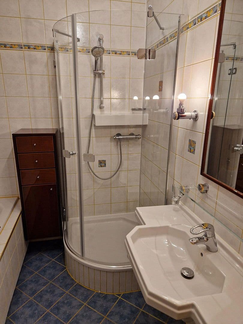 Prenájom bytu 3-izbový 74 m², Margeritengasse 11/Top 101, Wiener Neustadt, Dolné Rakúsko Prenájom bytu 3-izbový 74 m², Margeritengasse 11/Top 101, Wiener Neustadt, Dolné Rakúsko