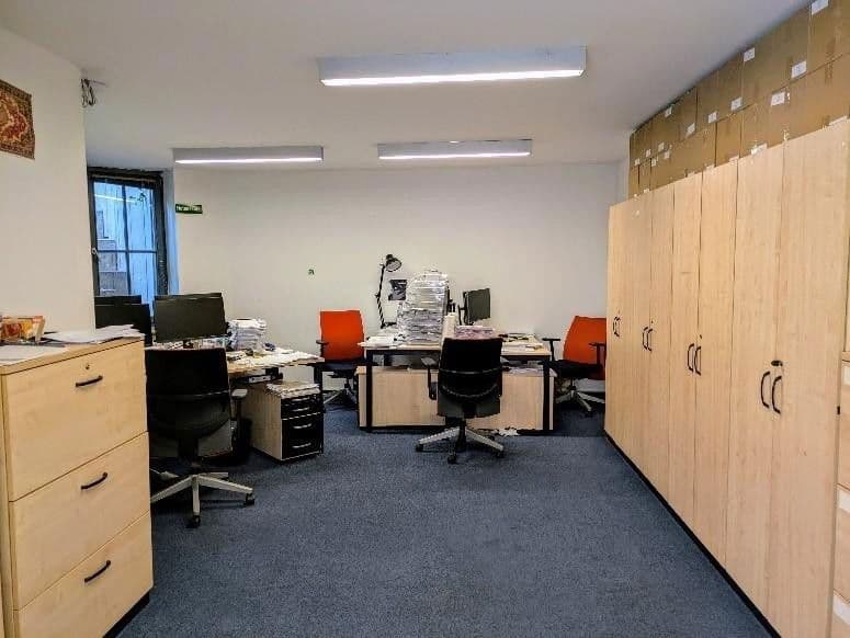 Prenájom kancelárie 165 m², Wassergasse 3, Berlin - Mitte, Berlín Prenájom kancelárie 165 m², Wassergasse 3, Berlin - Mitte, Berlín