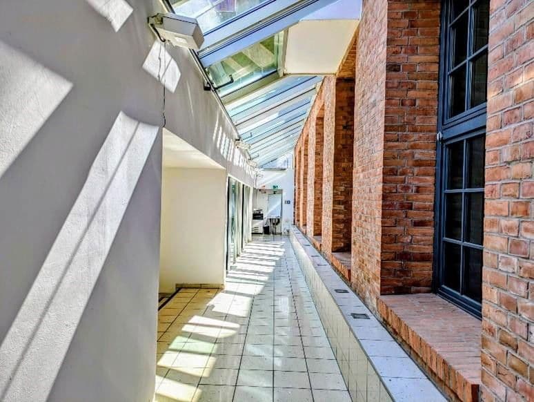 Prenájom kancelárie 165 m², Wassergasse 3, Berlin - Mitte, Berlín Prenájom kancelárie 165 m², Wassergasse 3, Berlin - Mitte, Berlín