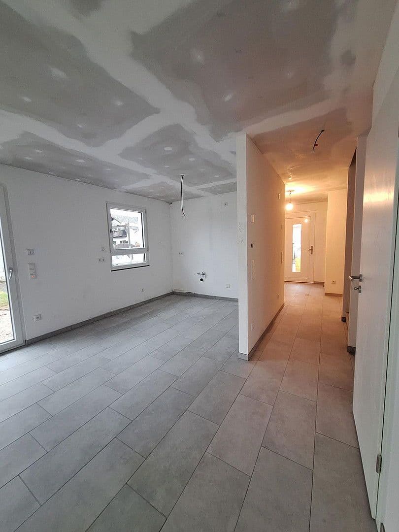 Prenájom domu 152 m², pozemek 320 m², Edling, Bavorsko Prenájom domu 152 m², pozemek 320 m², Edling, Bavorsko