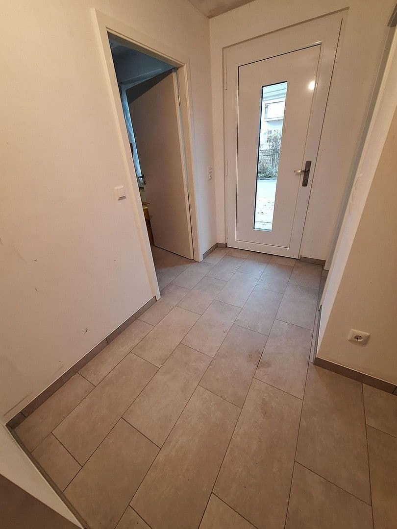 Prenájom domu 152 m², pozemek 320 m², Edling, Bavorsko Prenájom domu 152 m², pozemek 320 m², Edling, Bavorsko