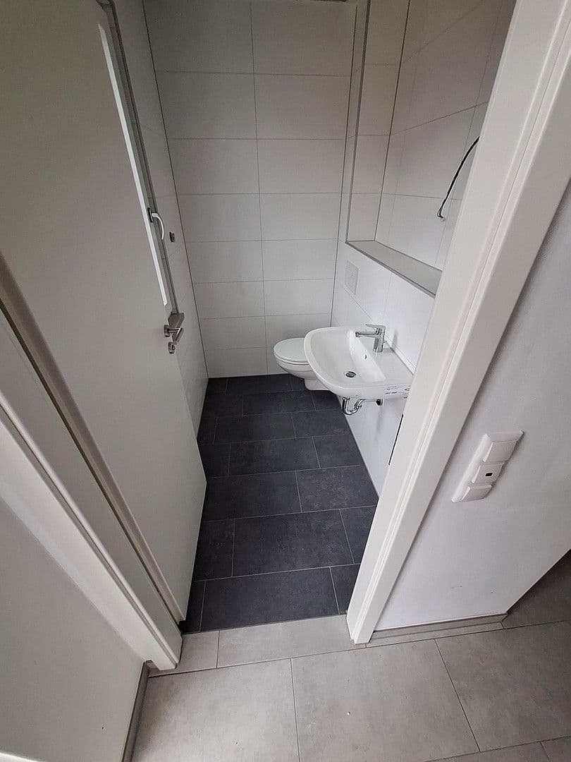 Prenájom domu 152 m², pozemek 320 m², Edling, Bavorsko Prenájom domu 152 m², pozemek 320 m², Edling, Bavorsko