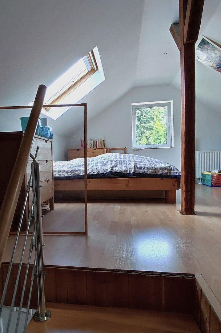 Predaj domu 147 m², pozemek 410 m², Fliederweg 8, Solingen, Severné Porýnie - Westfálsko Predaj domu 147 m², pozemek 410 m², Fliederweg 8, Solingen, Severné Porýnie - Westfálsko