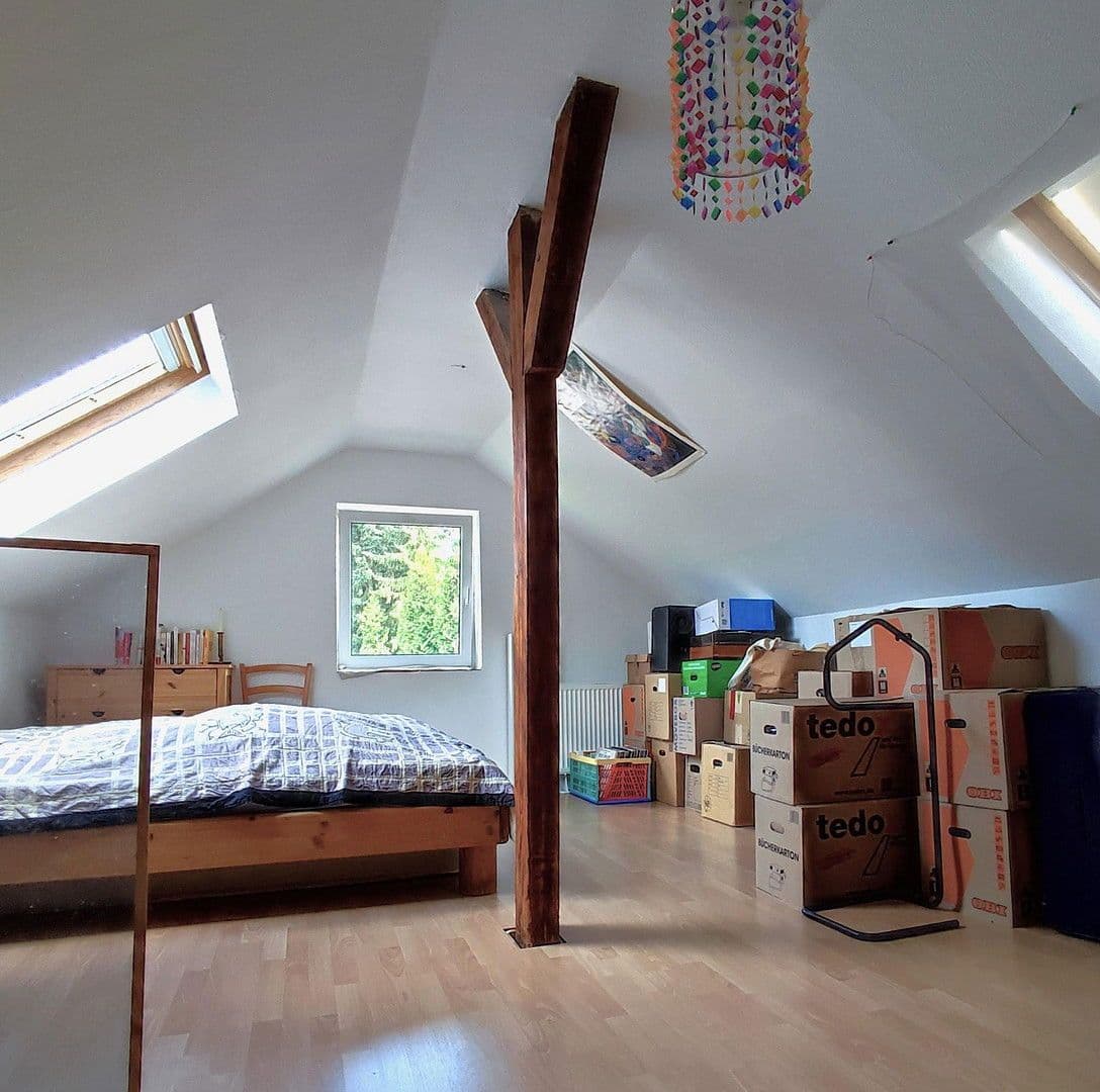 Predaj domu 147 m², pozemek 410 m², Fliederweg 8, Solingen, Severné Porýnie - Westfálsko Predaj domu 147 m², pozemek 410 m², Fliederweg 8, Solingen, Severné Porýnie - Westfálsko