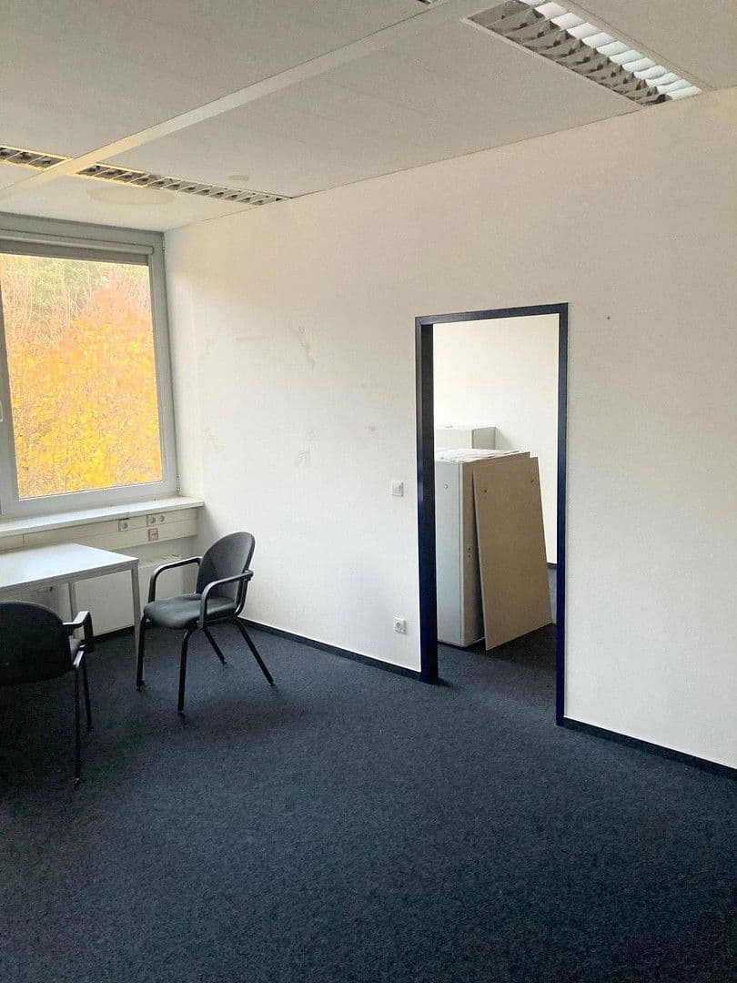 Prenájom kancelárie 37 m², Rövertannen 13, Güstrow, Meklenbursko-Predpomoransko Prenájom kancelárie 37 m², Rövertannen 13, Güstrow, Meklenbursko-Predpomoransko
