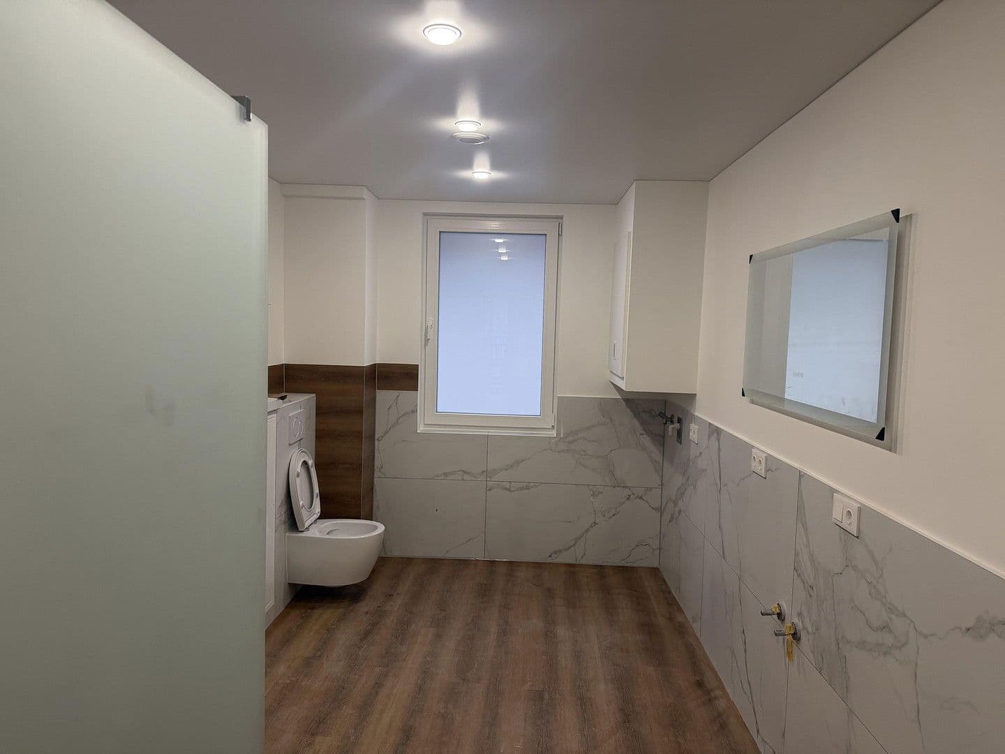 Prenájom bytu 3-izbový 100 m², Maximilianstr. 21, Jockgrim, Porýnie-Falcko Prenájom bytu 3-izbový 100 m², Maximilianstr. 21, Jockgrim, Porýnie-Falcko