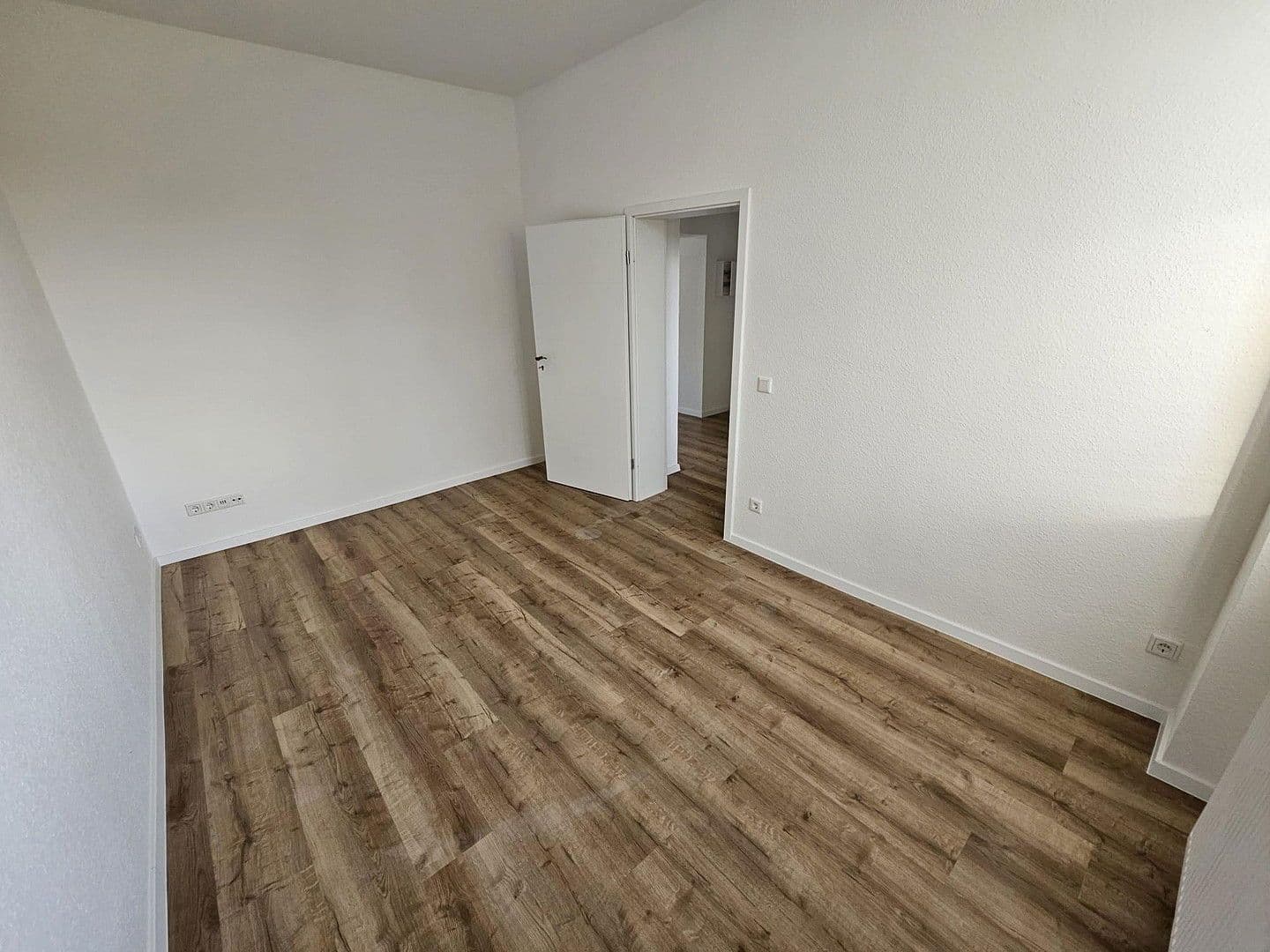 Prenájom bytu 2-izbový 54 m², Weinbergstraße 65, Bernau, Brandenbursko Prenájom bytu 2-izbový 54 m², Weinbergstraße 65, Bernau, Brandenbursko