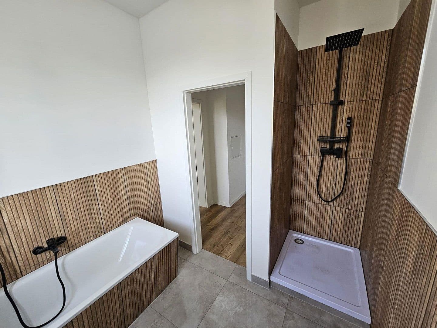 Prenájom bytu 2-izbový 54 m², Weinbergstraße 65, Bernau, Brandenbursko Prenájom bytu 2-izbový 54 m², Weinbergstraße 65, Bernau, Brandenbursko