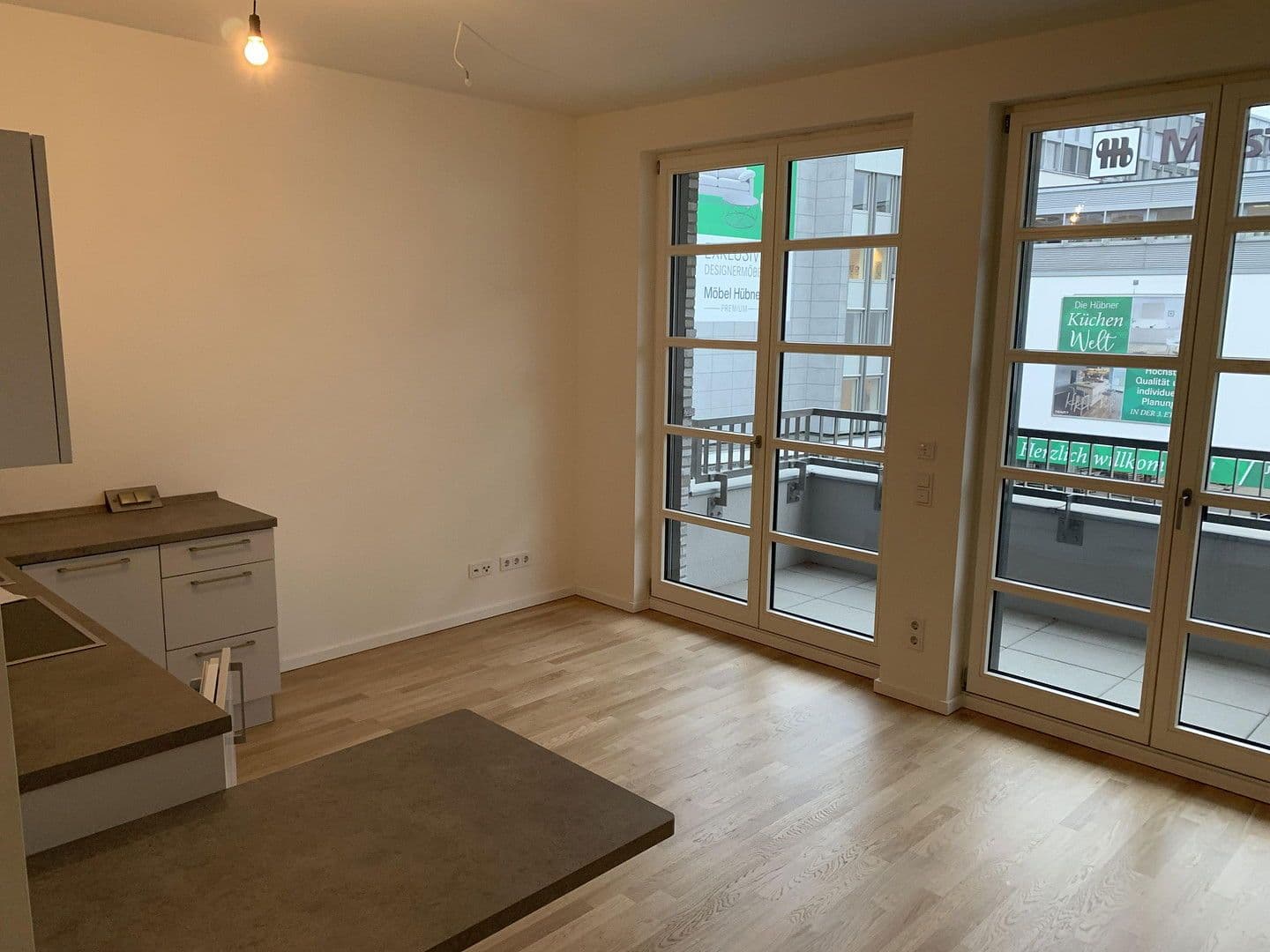 Prenájom bytu 1-izbový 28 m², Genthinerstr 46, Berlin, Berlín Prenájom bytu 1-izbový 28 m², Genthinerstr 46, Berlin, Berlín