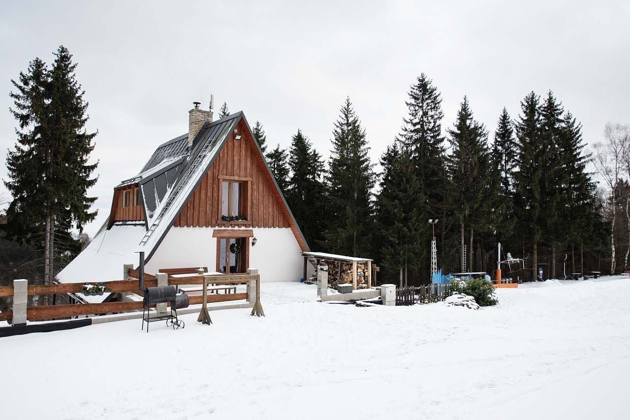 Prenájom rekreačného objektu, Měděnec, Ústecký kraj Prenájom rekreačného objektu, Měděnec, Ústecký kraj
