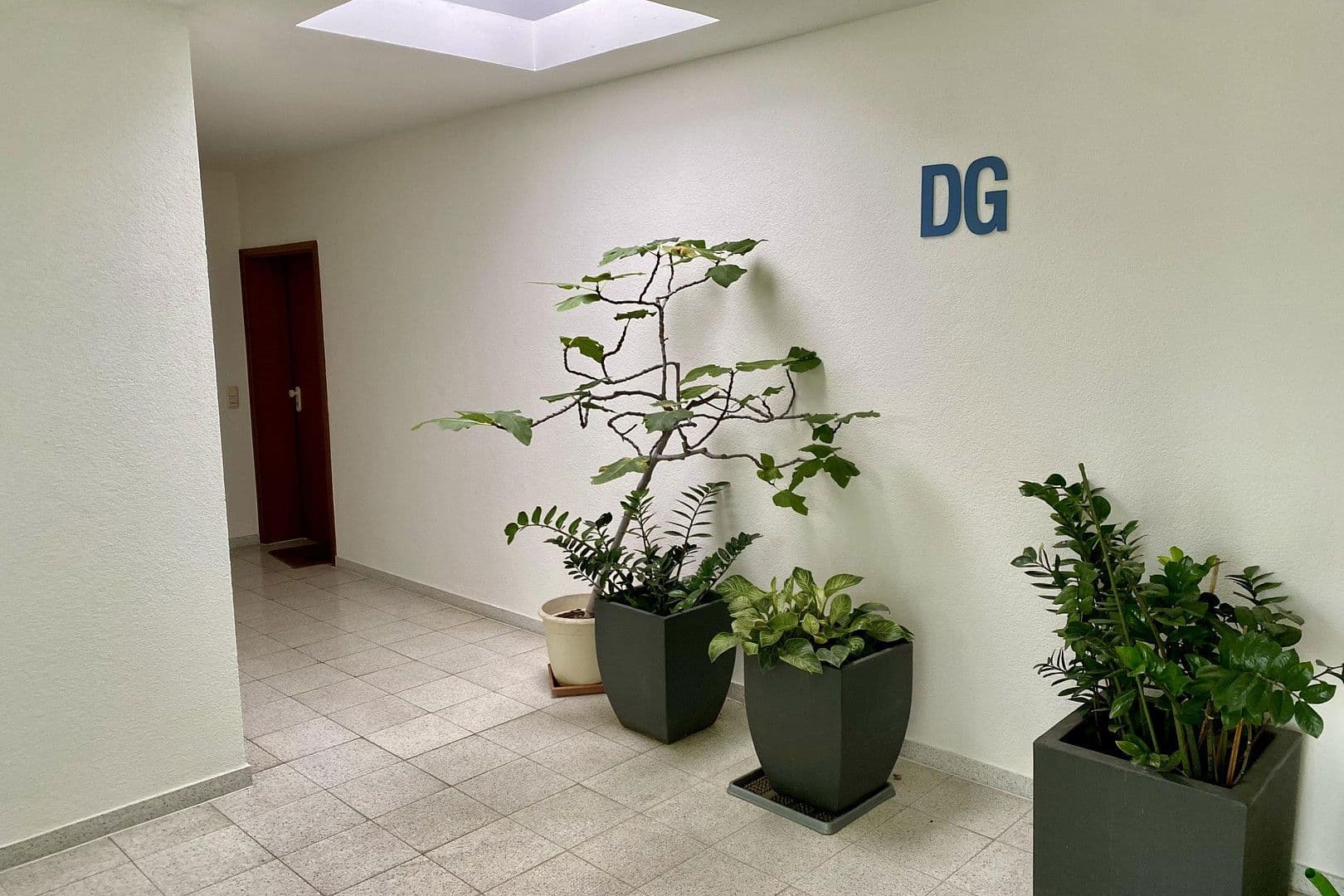 Prenájom bytu 2-izbový 68 m², Hohenstaufen Straße 10, Wiesbaden, Hesensko Prenájom bytu 2-izbový 68 m², Hohenstaufen Straße 10, Wiesbaden, Hesensko