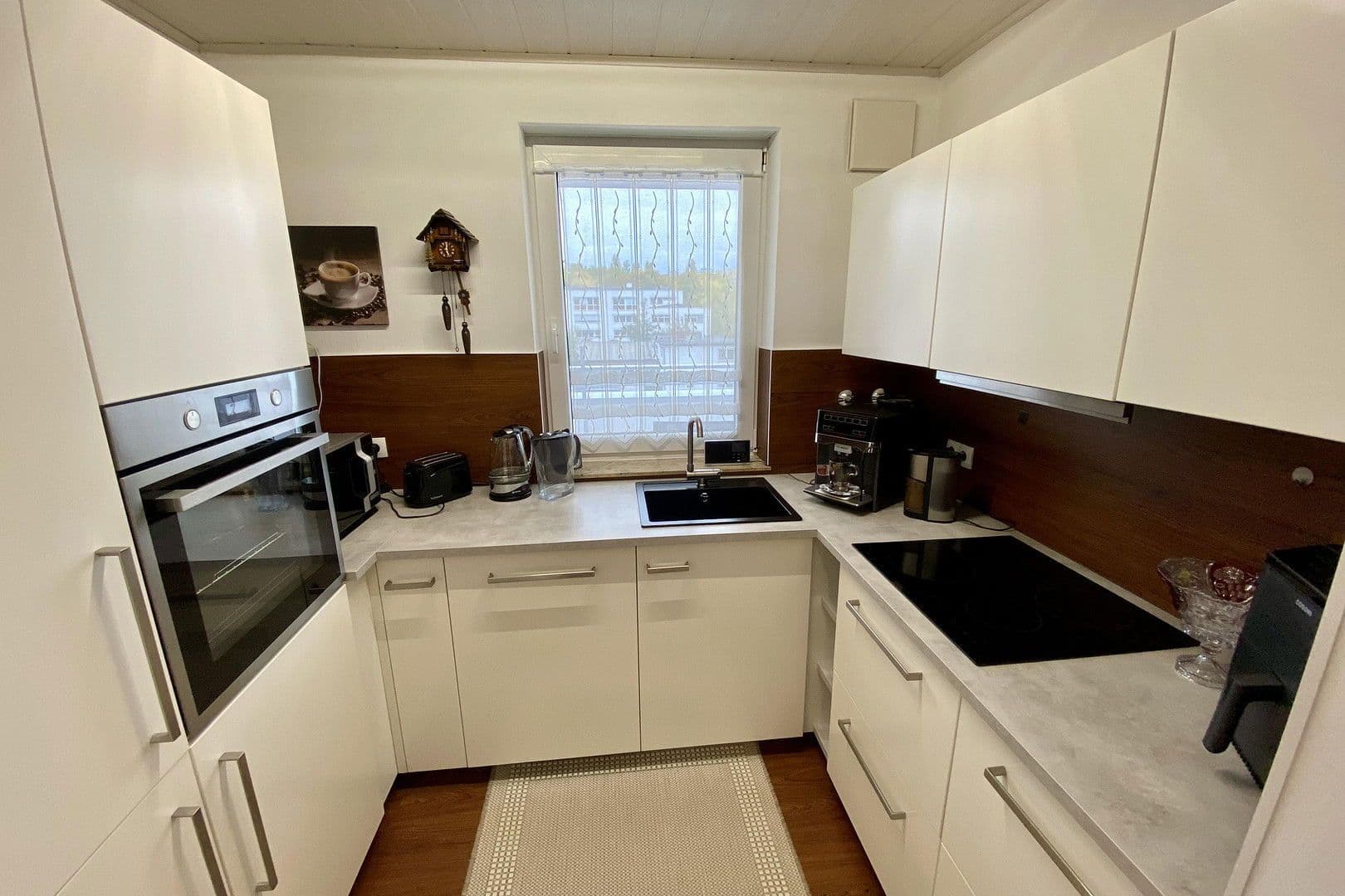 Prenájom bytu 2-izbový 68 m², Hohenstaufen Straße 10, Wiesbaden, Hesensko Prenájom bytu 2-izbový 68 m², Hohenstaufen Straße 10, Wiesbaden, Hesensko