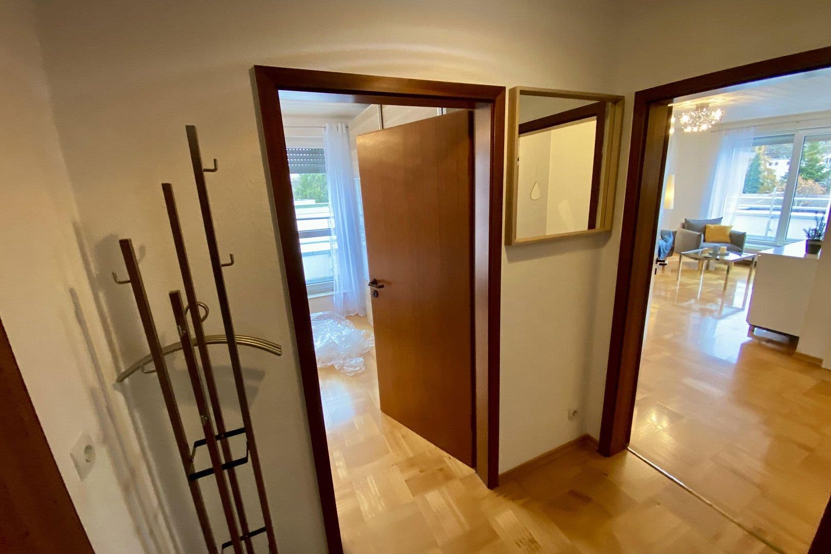 Prenájom bytu 2-izbový 68 m², Hohenstaufen Straße 10, Wiesbaden, Hesensko Prenájom bytu 2-izbový 68 m², Hohenstaufen Straße 10, Wiesbaden, Hesensko