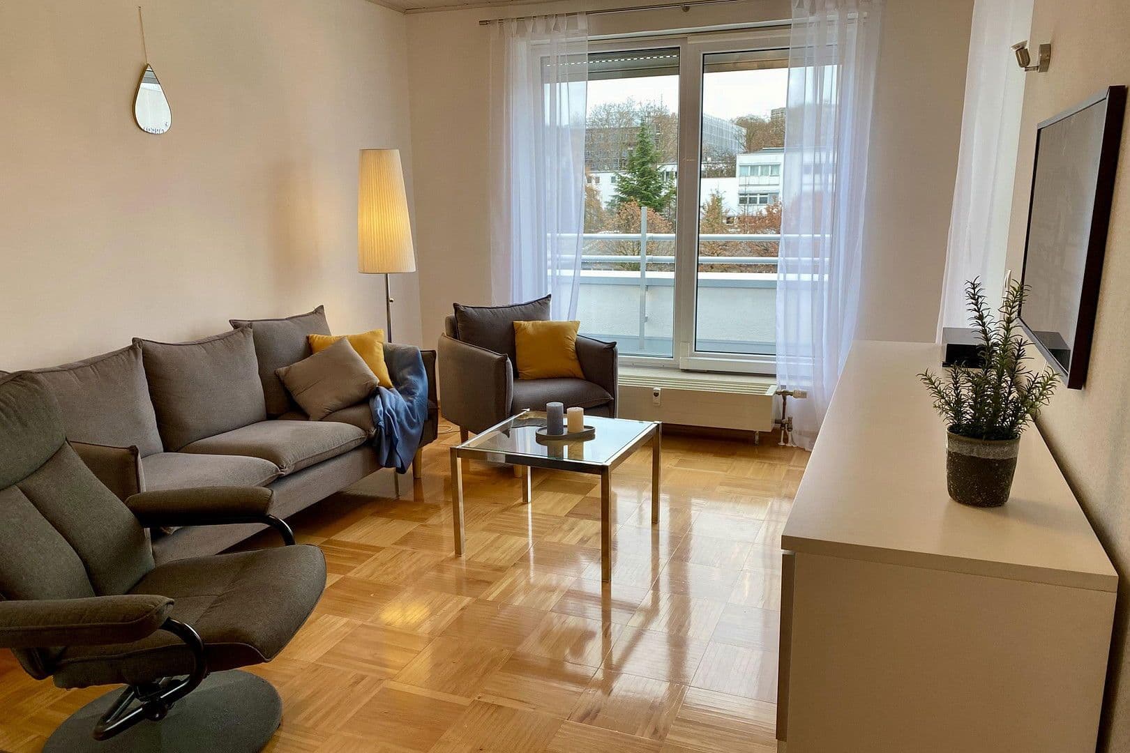 Prenájom bytu 2-izbový 68 m², Hohenstaufen Straße 10, Wiesbaden, Hesensko Prenájom bytu 2-izbový 68 m², Hohenstaufen Straße 10, Wiesbaden, Hesensko