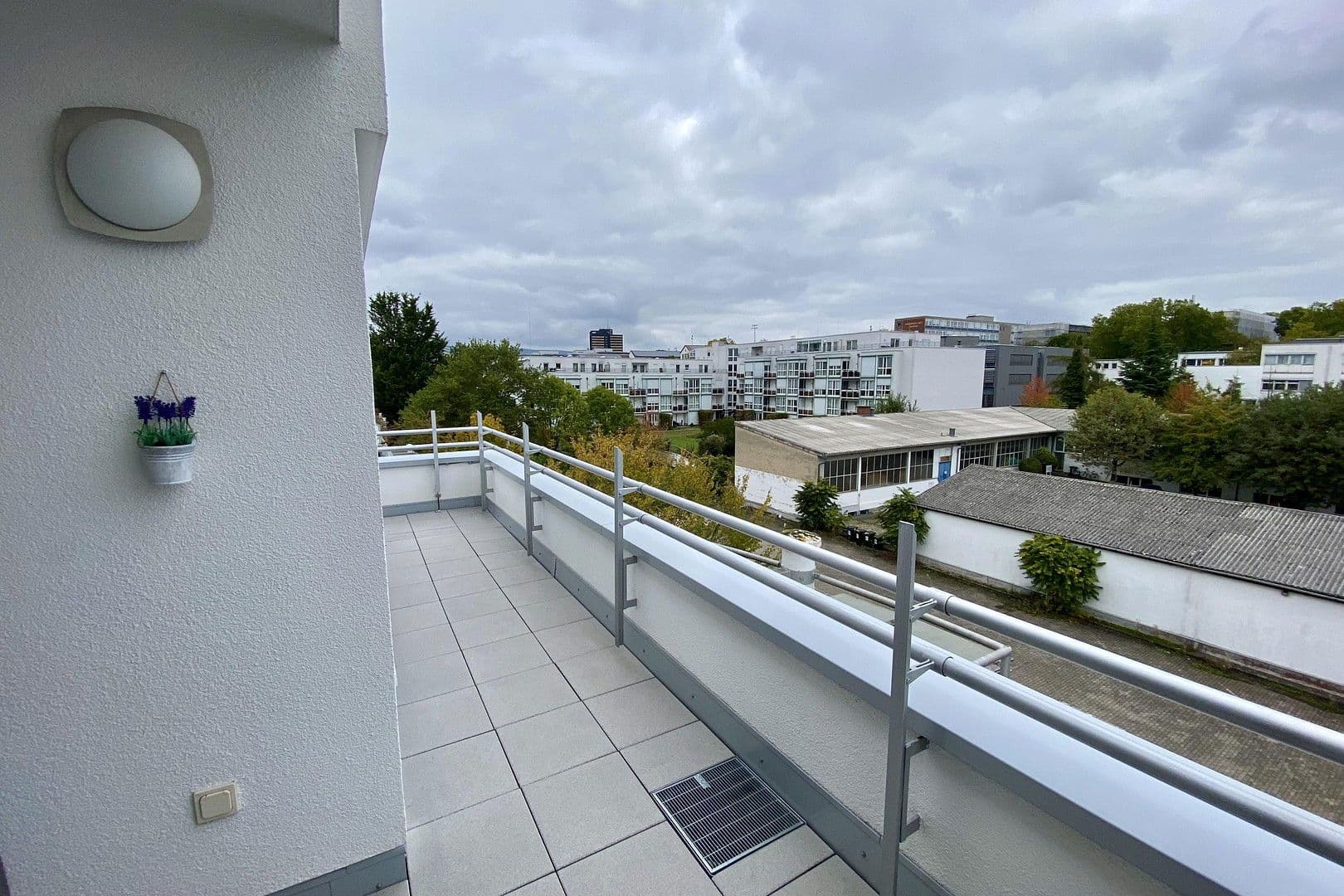 Prenájom bytu 2-izbový 68 m², Hohenstaufen Straße 10, Wiesbaden, Hesensko Prenájom bytu 2-izbový 68 m², Hohenstaufen Straße 10, Wiesbaden, Hesensko