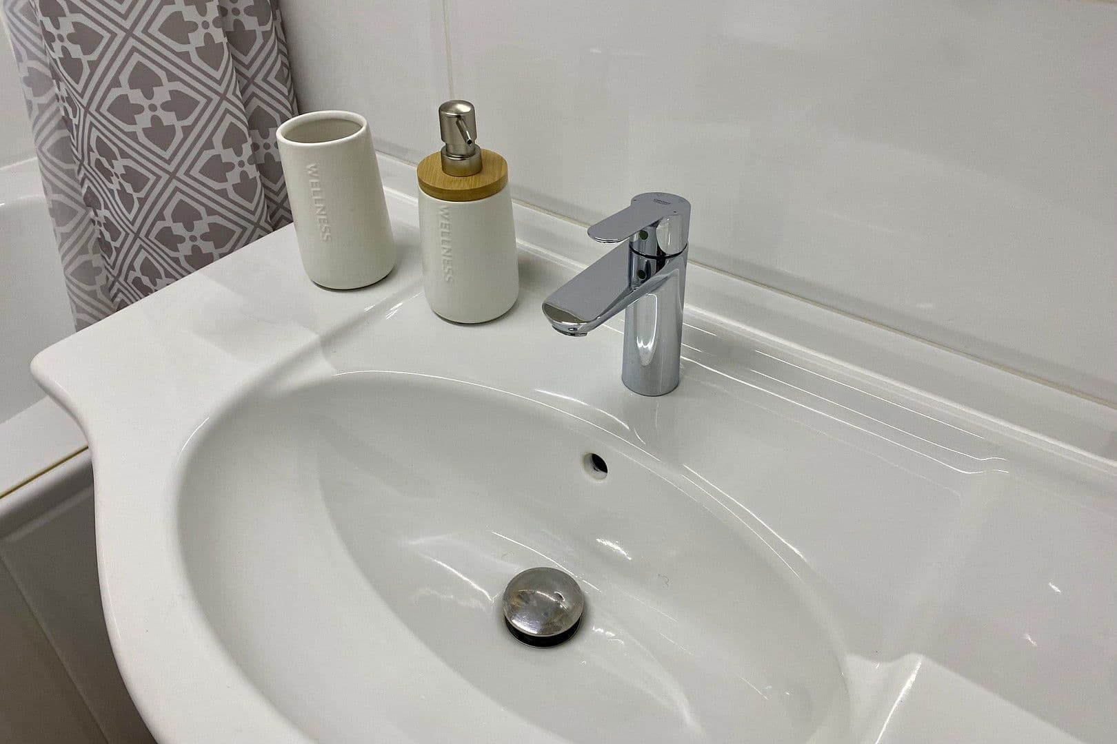 Prenájom bytu 2-izbový 68 m², Hohenstaufen Straße 10, Wiesbaden, Hesensko Prenájom bytu 2-izbový 68 m², Hohenstaufen Straße 10, Wiesbaden, Hesensko