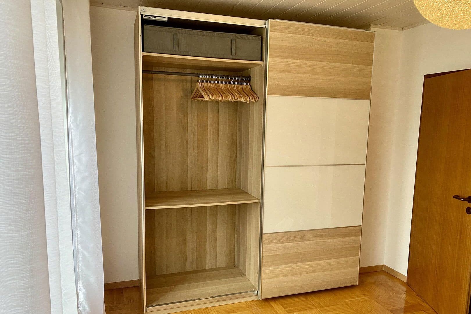 Prenájom bytu 2-izbový 68 m², Hohenstaufen Straße 10, Wiesbaden, Hesensko Prenájom bytu 2-izbový 68 m², Hohenstaufen Straße 10, Wiesbaden, Hesensko