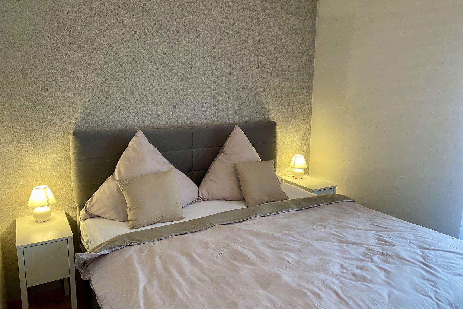 Prenájom bytu 2-izbový 68 m², Hohenstaufen Straße 10, Wiesbaden, Hesensko Prenájom bytu 2-izbový 68 m², Hohenstaufen Straße 10, Wiesbaden, Hesensko