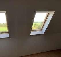 Prenájom bytu 4-izbový 94 m², Bahraer Straße 14, Hirschstein, Sasko Prenájom bytu 4-izbový 94 m², Bahraer Straße 14, Hirschstein, Sasko