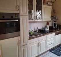 Prenájom bytu 4-izbový 94 m², Bahraer Straße 14, Hirschstein, Sasko Prenájom bytu 4-izbový 94 m², Bahraer Straße 14, Hirschstein, Sasko