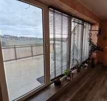 Prenájom bytu 4-izbový 94 m², Bahraer Straße 14, Hirschstein, Sasko Prenájom bytu 4-izbový 94 m², Bahraer Straße 14, Hirschstein, Sasko